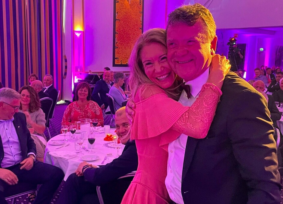 Adm. direktør Julie Brodtkorb og avtroppende styreleder i MEF, Arnstein Repstad.