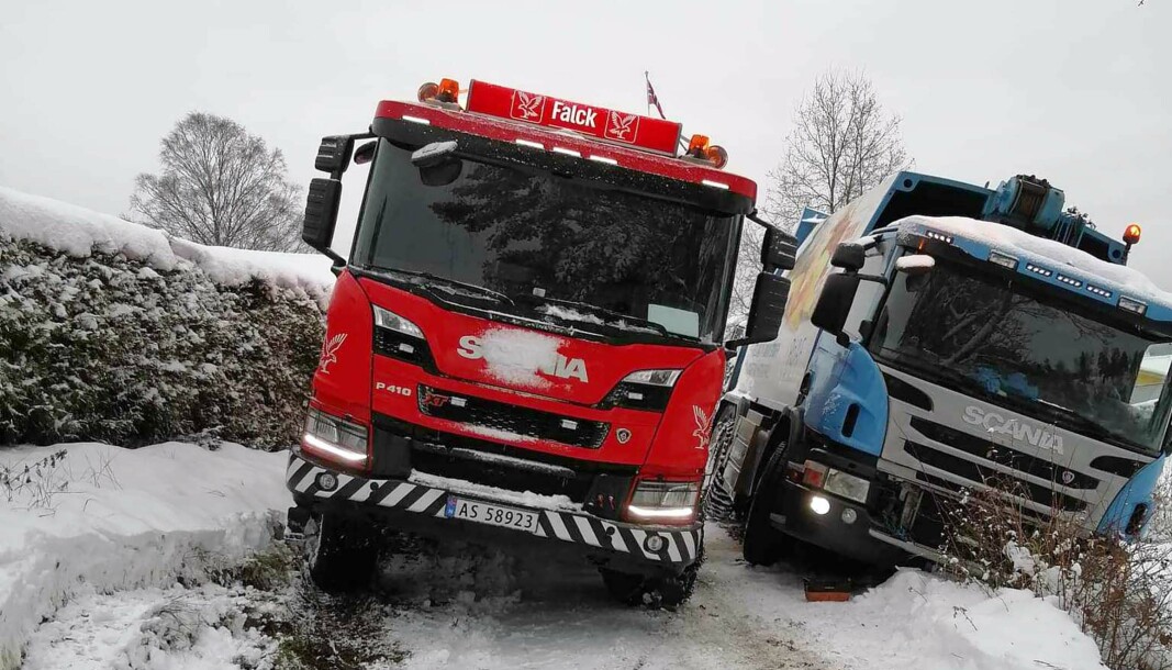 TREKK: Noen ganger er firehjulstrekk og sperrer både på tvers og langs nødvendig sammen med god bakkeklaring for å komme frem. TREKK: Noen ganger er firehjulstrekk og sperrer både på tvers og langs nødvendig sammen med god bakkeklaring for å komme frem.