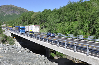 Riksvei mellom Øst- og Vestlandet åpnes for modulvogntog