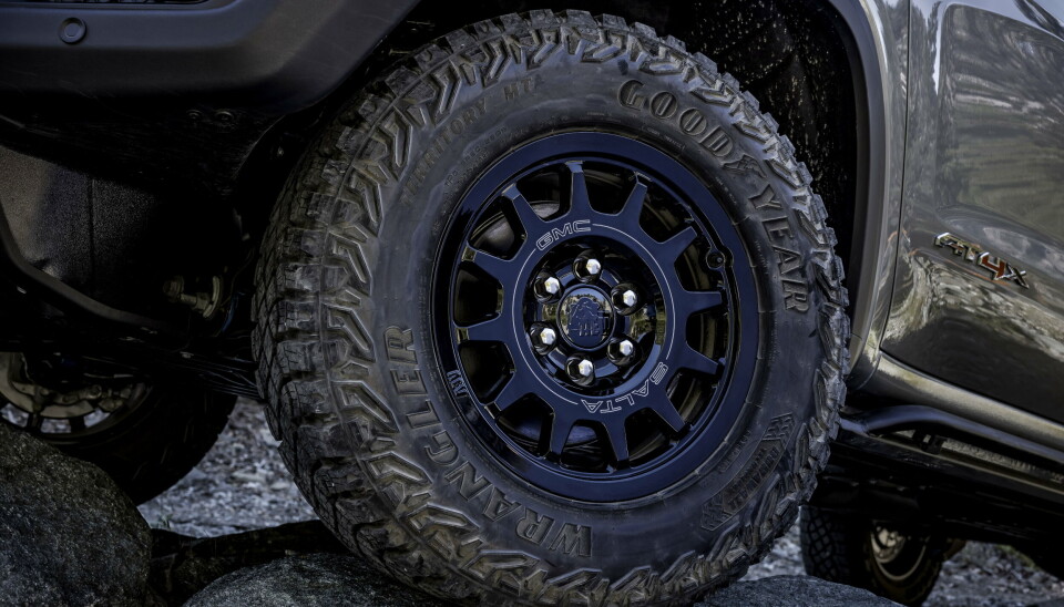 De spesialkonstruerte 18-tommers AEV Salta felgene Edition har innfelte ventiler for å sikre mot skader under offroad kjøring.