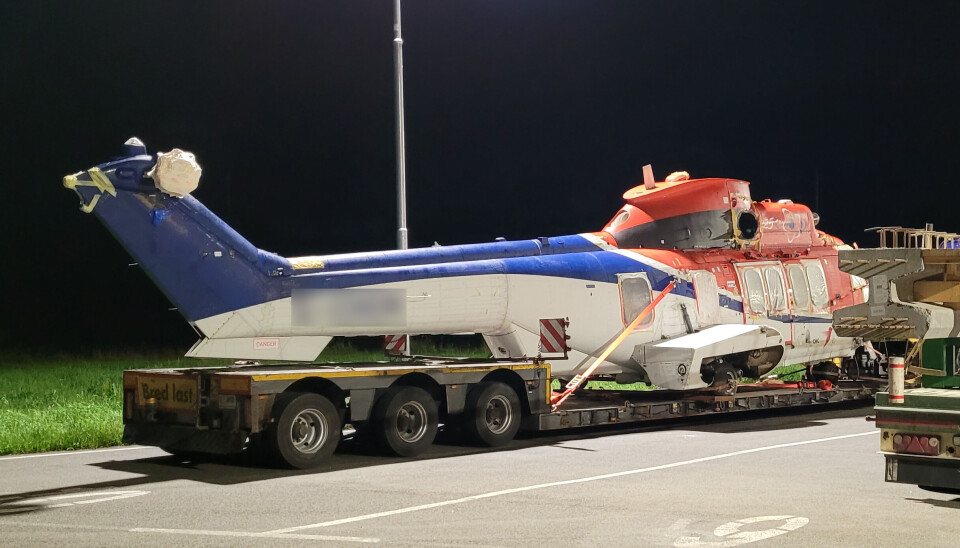 Dette helikopteret strandet på Krossmoen i natt.