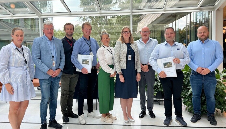 Fra venstre: Martine Elisabeth Olaussen , Arne Sandvold, Torgeir Nørbech, Cato Dovland, Anneli Finsrud Nesteng, Birgitte Ringstad Vartdal, Gudmund Roen, Asle Ståland, Olav Gunnar Tveiten.