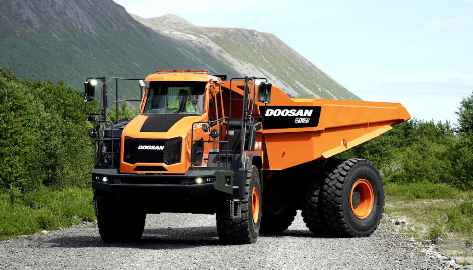 Doosan 4x4 rammestyrt massetransport-maskin.