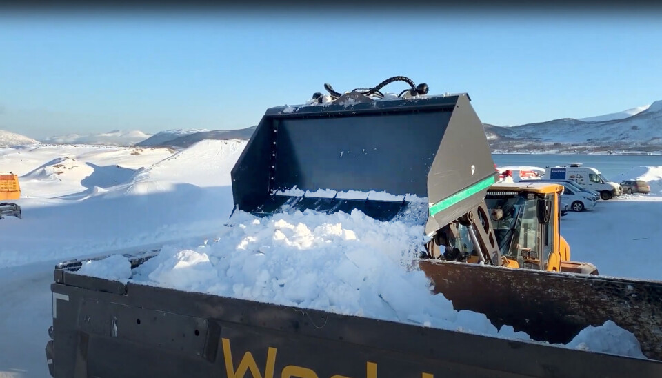 STØRRE: Tømmeskuffen TS 3000 HK rommer 6000 liter, og tømmes ved at bunnen av skuffen skyves frem.