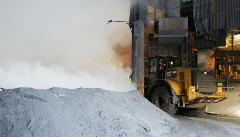 STØTTES: Smelteverket Finnfjord AS får støtte. Foto: Klaus Eriksen