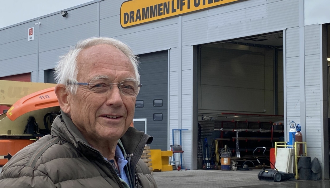 Styreleder Sverre Gabrielsen kan med stolthet registrere at Drammen Liftutleie tar nye løft inn i fremtiden. Foto: Per Dagfinn Wolden