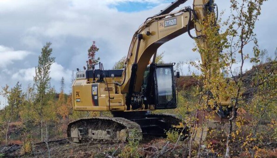 PK Strøm er i gang med flyplass-arbeidene