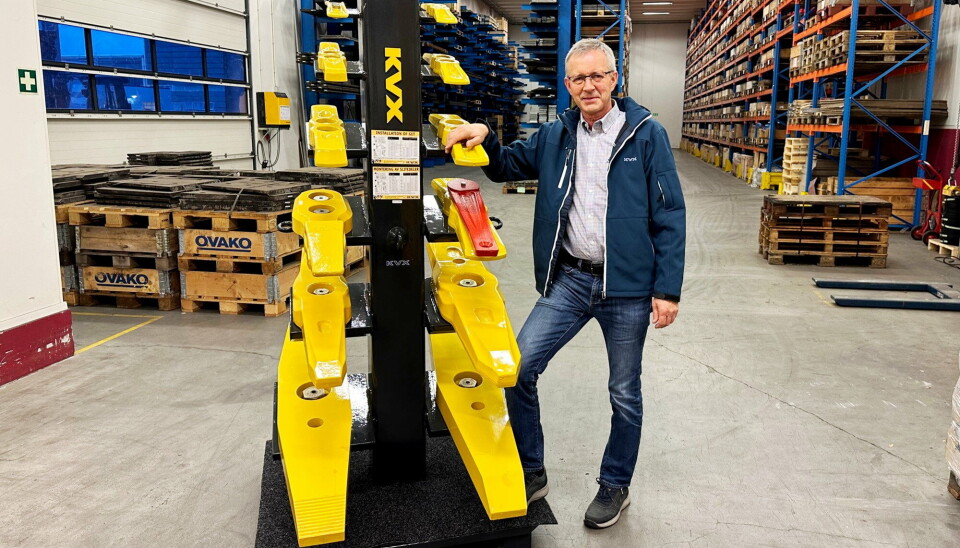 COMEBACK: Edmund Varhaug er tilbake hos KVX. Nå som produkt- og applikasjonsspesialist på tannsystemer og slitedeler til gravemaskiner og hjullastere.