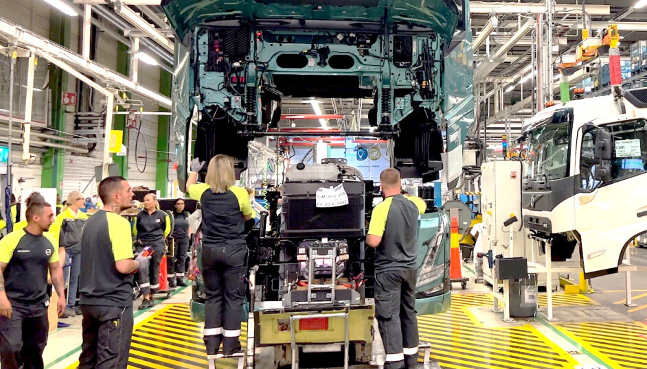 Volvo har startet produksjon av elektriske lastebiler som inneholder en andel fossilfritt stål.