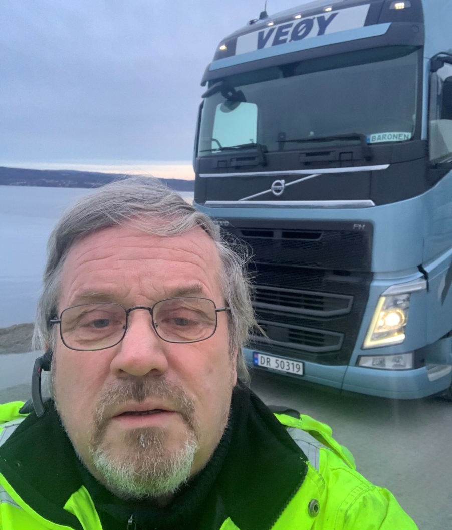 Kurts siste lastebil. Det har vært en rivende utvikling siden den første lastebilen han kjørte i 1973 til denne Volvo-en.