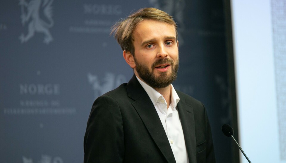 Næringsminister Jan Christian Vestre stiller med en god bunke millioner kroner for å få fortgang i utvikling av klimavennlige løsninger.