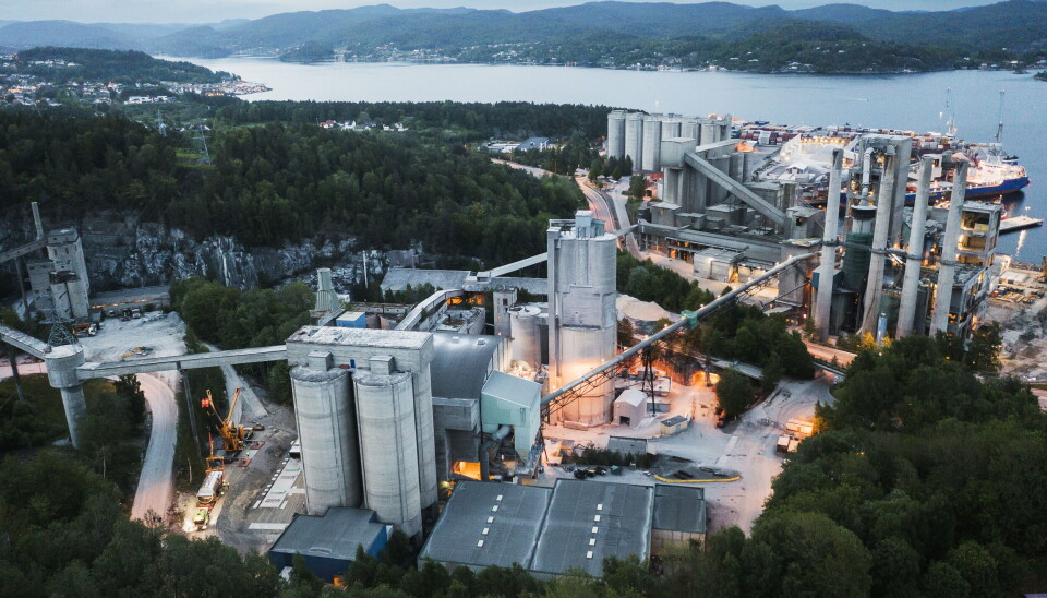 Norcems sementfabrikk i Brevik vokser stadig og tiltrekker seg internasjonal oppmerksomhet.
