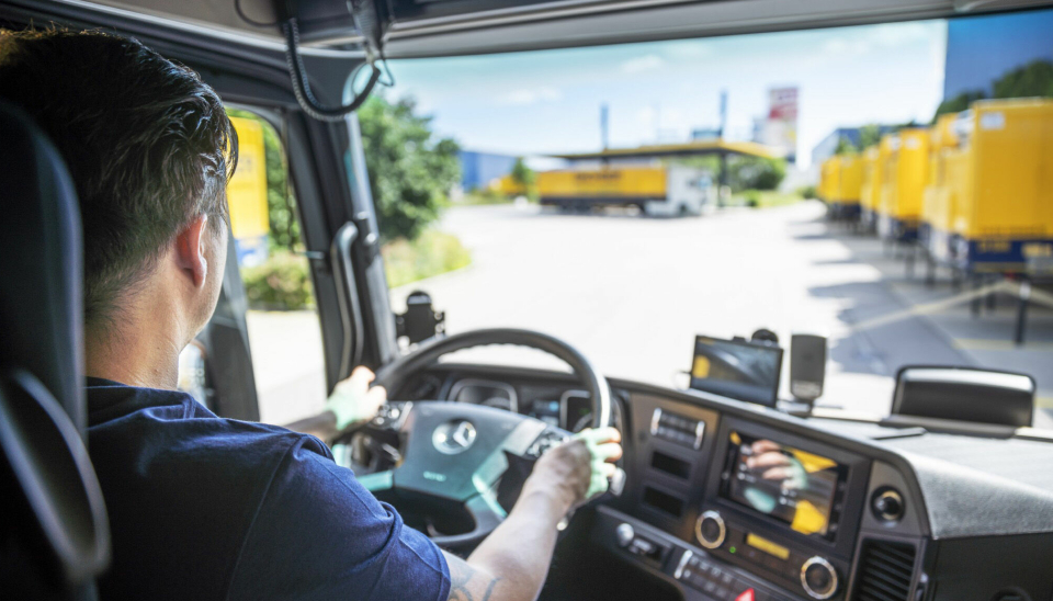 Lastebilsjåfør er et yrke med særdeles få kvinner. Og gjennomsnittsalderen øker år for år.