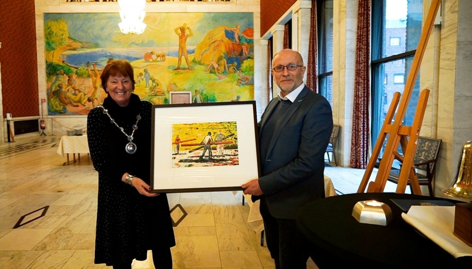 Ordfører Marianne Borgen og etatsdirektør Hans Petter Karlsen.