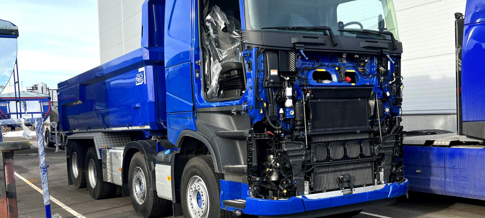 Cinco camiones desguazados para piezas en Volmax
