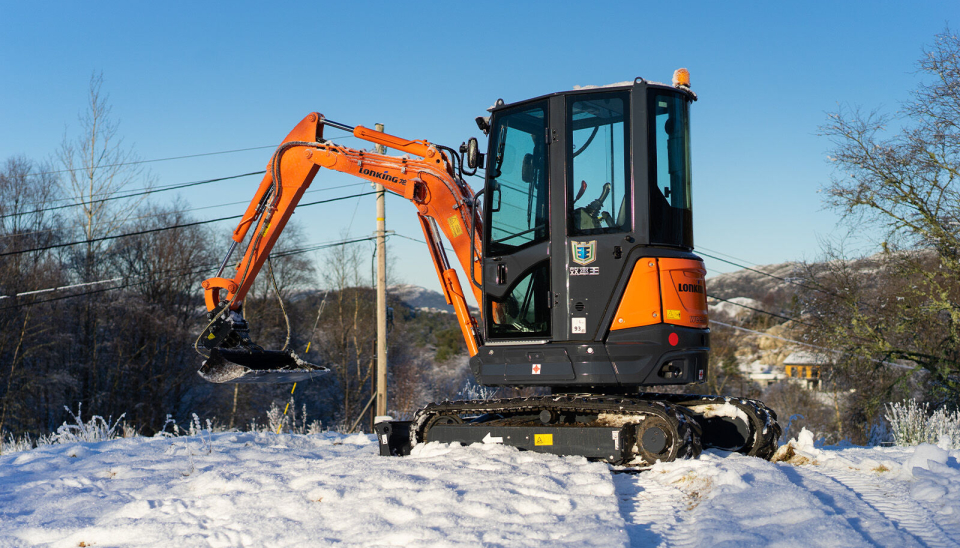 Lonking CDM6025.