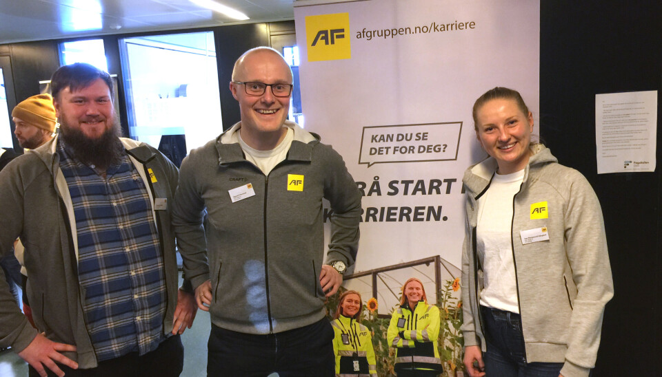 Fra venstre: Sigmund Bakke, Sigurd Ytterstad og Ina Skarpnord Ødegård, fra AF Gruppen, var på Fagskolen i Oslo for å overbevise BIM-studenter om at AF Gruppen var stedet å søke seg til etter endte utdanning. AF stilte totalt med sju personer på skolen.