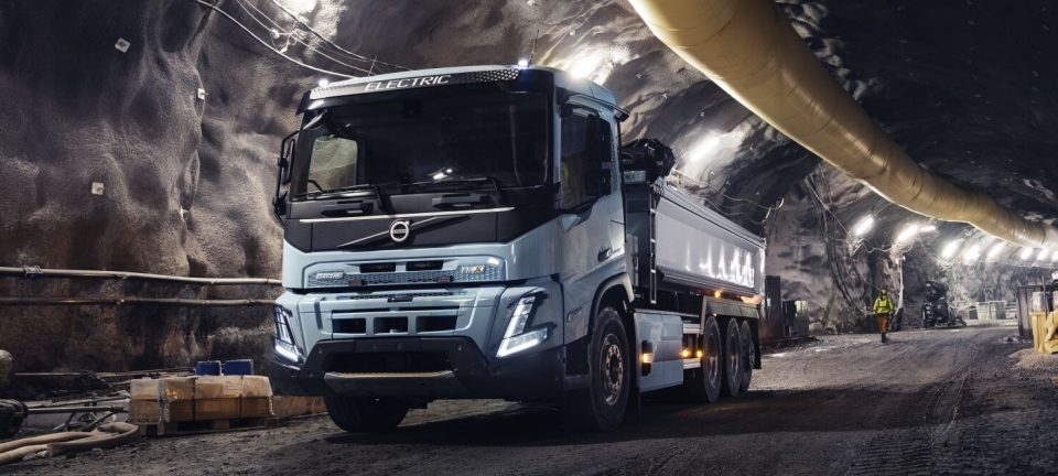 Tester ut elektriske lastebiler under jord