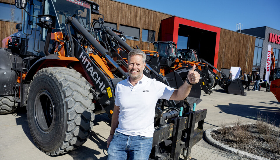 NY: Ole Kristian Skauan i Nasta gleder seg til vise frem nye Hitachi ZW160 Serie 7 hjullaster.