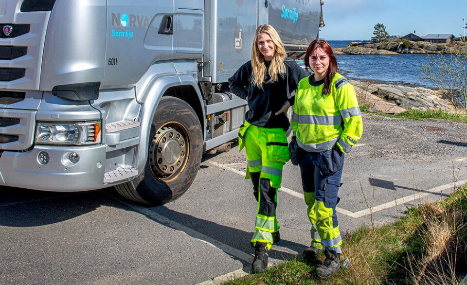 Cathrine Wilhelmsen (t.v.) og Christina Boye trives svært godt med å ha en jobb som gir stadig nye utfordringer.