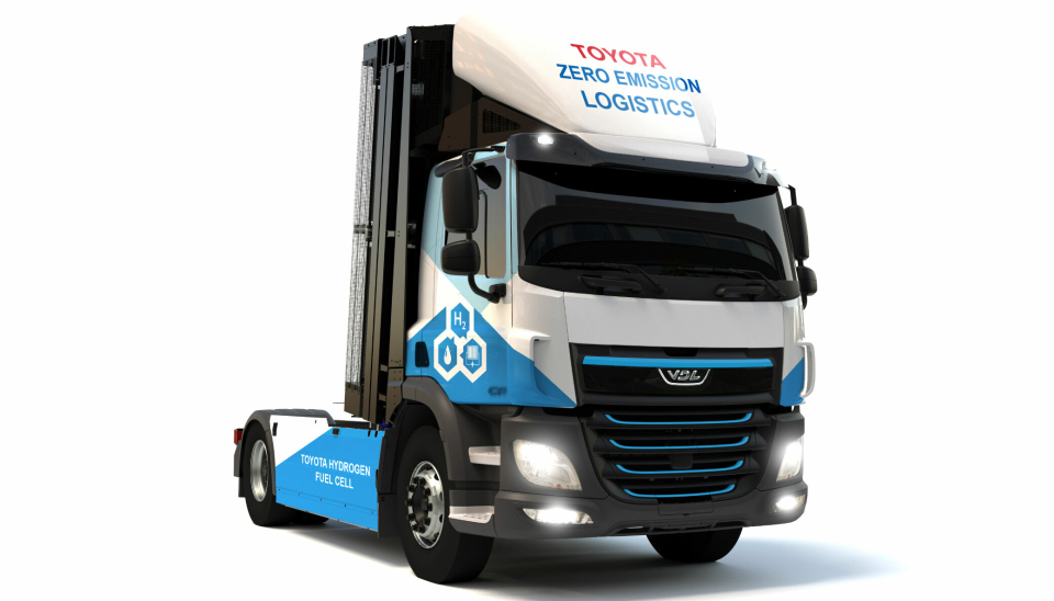 Toyota samarbeider med nederlandske VDL Groep med å få på plass hydrogenelektriske lastebiler. I første omgang til egen logistikk-organisasjon, men andre vil nyte godt av prosjektet, blant annet ved et nettverk av fyllestasjoner som skal kunne benyttes av både lastebiler og personbiler.