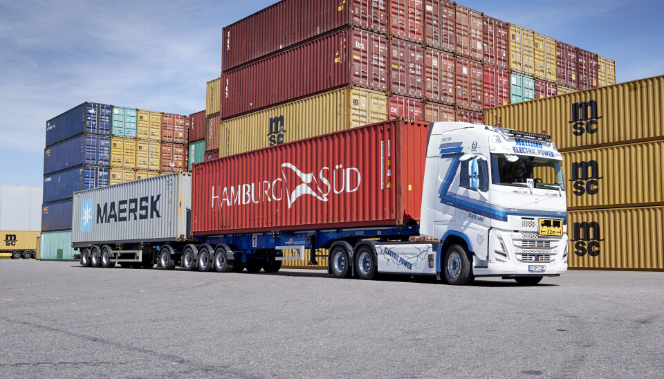 Volvo Trucks har levert en elektrisk lastebil med total vogntogvekt på 74 tonn.