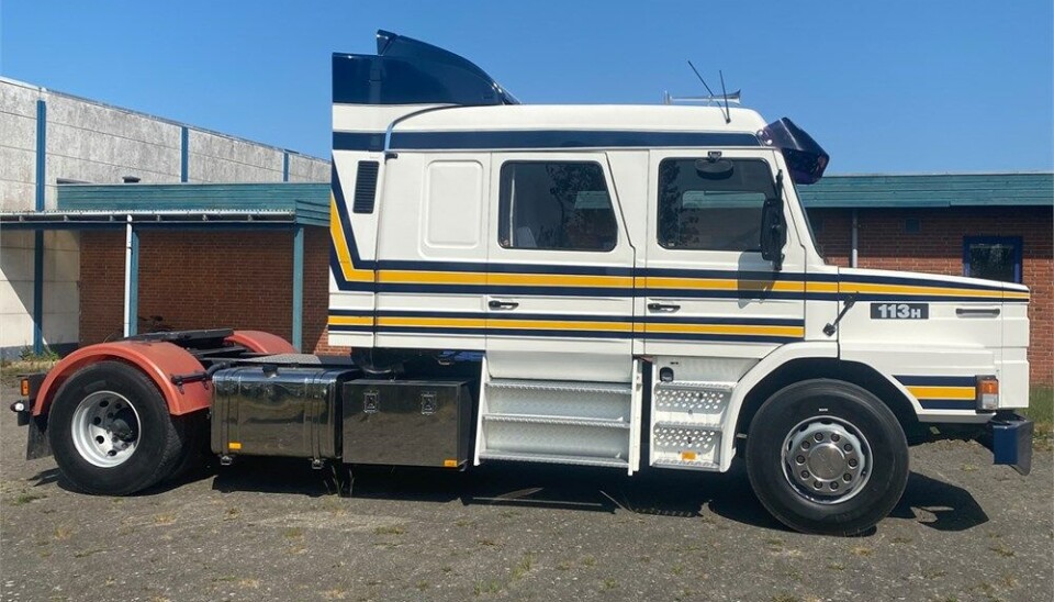 SNUTE: Det er langt førerhus med fire dører og snute på trekkvogna.