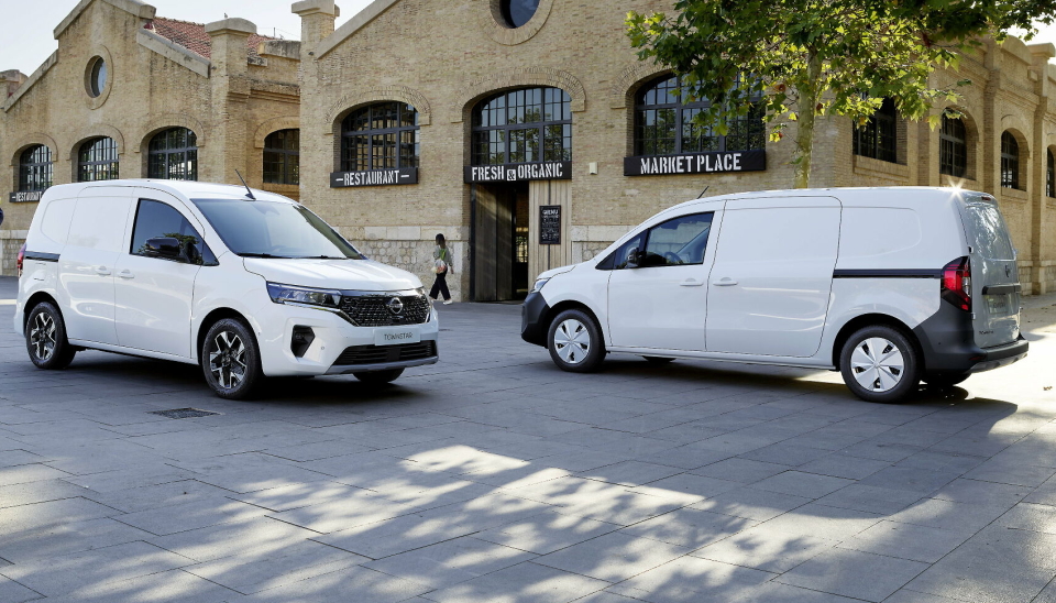 KORT OG LANG: Nå kan nissan Townstar også leveres i lang utgave, med større sidedør som kan laste en europall gjennom sidedøren.