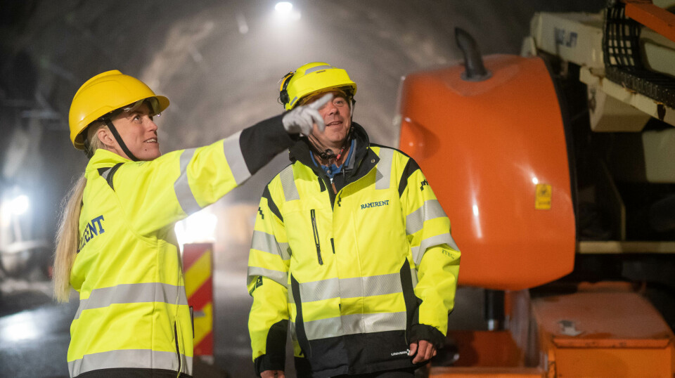 TRENGER FLERE: Det er fortsatt et stort behov for flere kvinner i anleggsbransjen.