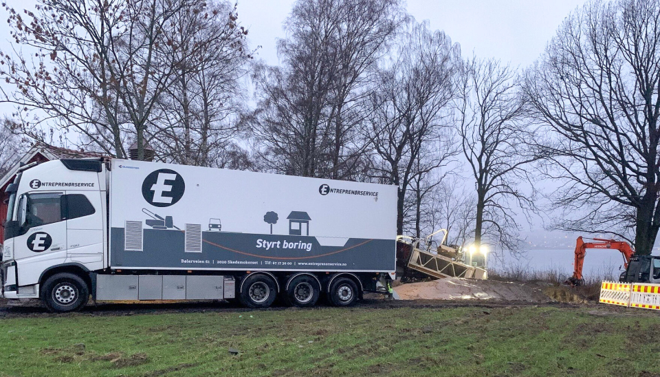 BORING: Entreprenørservice har rekruttert åtte nye ansatte med spesialistkompetanse innen styrt løsmasseboring og satser nå for fullt på dette markedet.