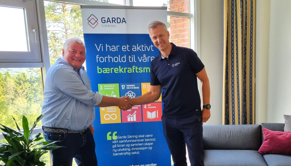 Fra venstre: Lars Kramer, CEO i KIBO og Jon Ola Stokke, konsernsjef i Garda Sikring Group.