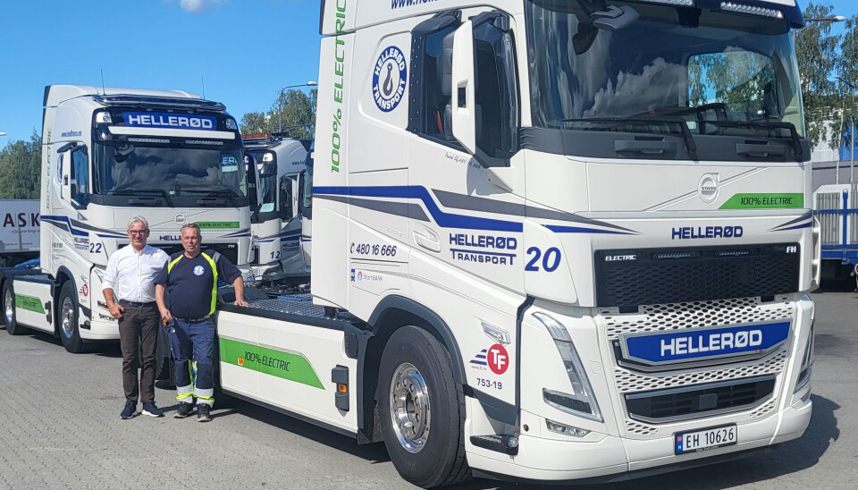 ELEKTRISK: Bileier Knut Hellerød fra Hellerød Transport AS og adm. direktør i Transport-Formidling, Per-Jørgen Melnes.