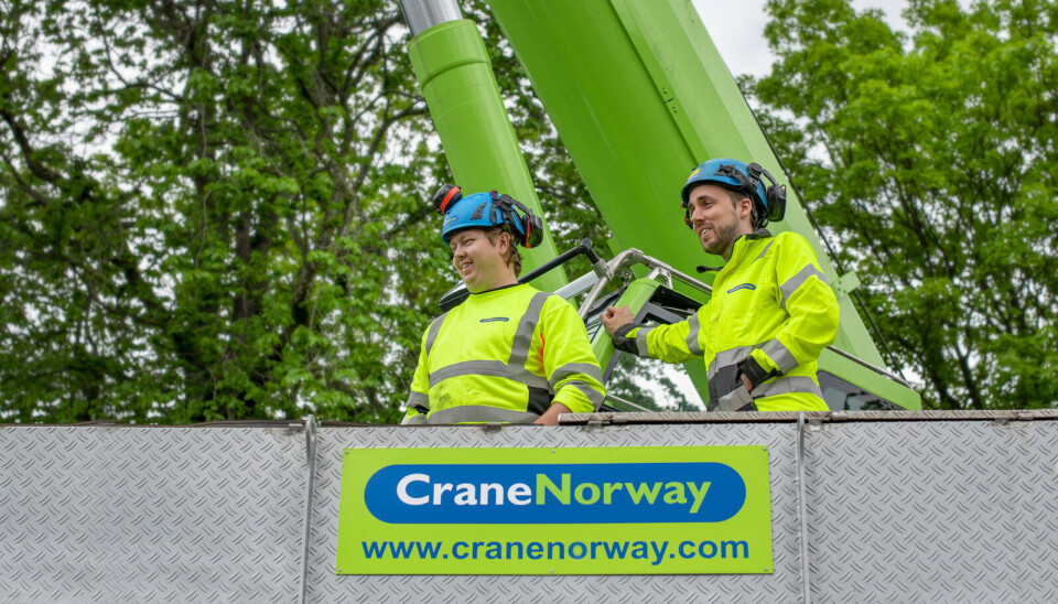 Crane Norway Midt-Norge AS søker kranbilsjåfører og Mobilkranførere