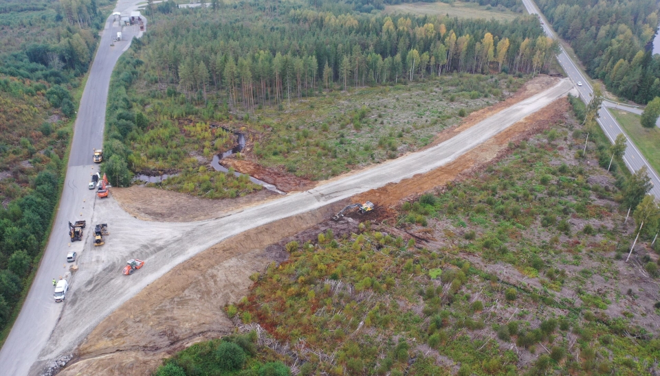 OMKJØRINGVEI: Denne veien skal benyttes men det gjøres rassikringsarbeider ved E16 ved Hønefoss.