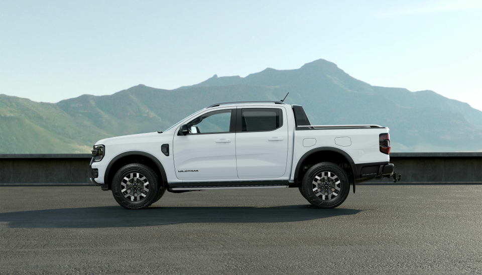 KOMMER: Ford Ranger PHEV skal leveres til de første kundene i 2025.