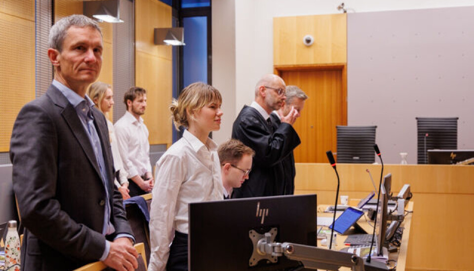 I RETTEN: Truls Gulowsen, leder i Naturvernforbundet, og Gina Gylver, daværende leder i Natur og Ungdom, i Oslo tingrett i 2023, der de saksøkte staten for tillatelsen til massedeponi i Førdefjorden.