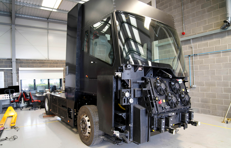 PROTOTYP: Skotske HVS har startet med dynorigg-testing av en hydrogenelektrisk lastebil ved sitt testanlegg. Prototypen har fått navnet X1,5.
