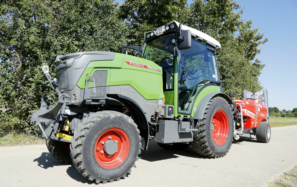 ELEKTRISK: Fendt starter allerede denne høsten salget av den nye Fendt e100 V Vario batterielektriske traktoren.