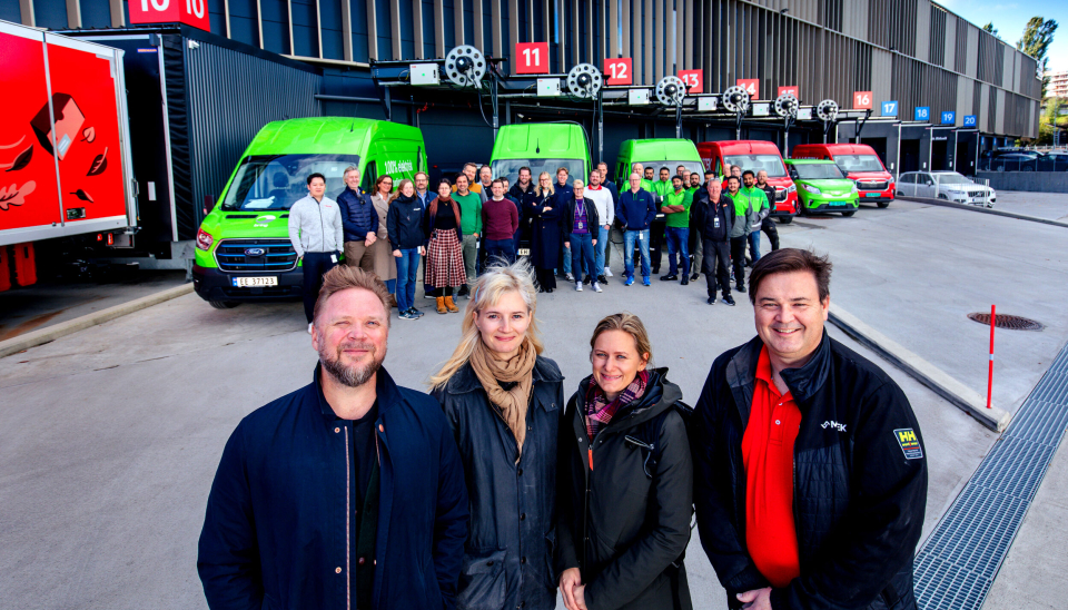 HURTIGLADERE: Med seks nye hurtigladere på lasterampen bidrar Motek aktivt til at skiftet til elektrisk varetransport går kjappere. På åpningen i går ble dette feiret av blant andre Kenneth Dahlgren i Aspelin Ramm, Bergljot Tjønn og Margrethe Lunder fra Klimaetaten og Jørn Sæbø i Motek.