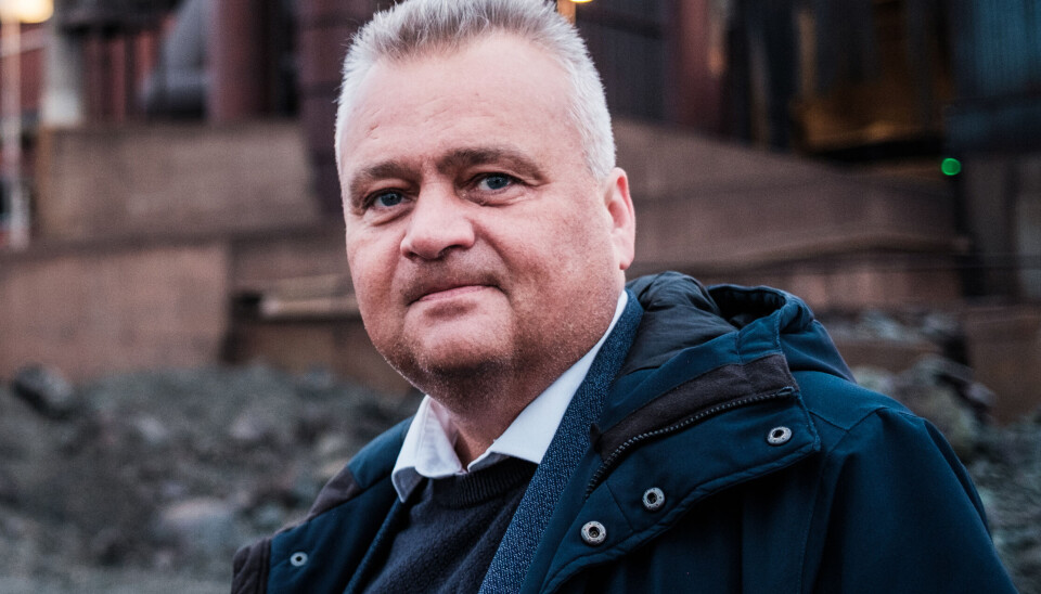 IKKE TIL SVERIGE: Fellesforbundets leder Jørn Eggum lover at ingen Tesla-er til svenske kunder skal fraktes via Norge så lenge arbeidstakere i Sverige er i konflikt med bilprodusenten.