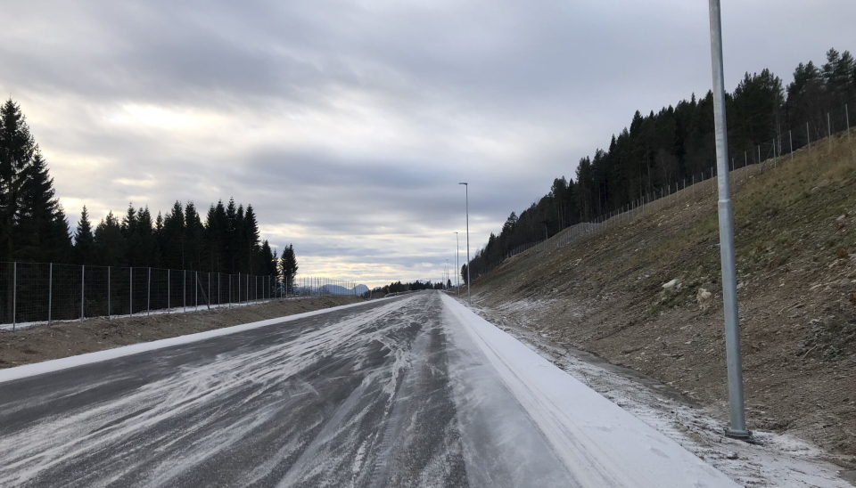 NY E39: Den nye vegen mellom Lønset og Hjelset begynner å ta form. Foto: Statens vegvesen