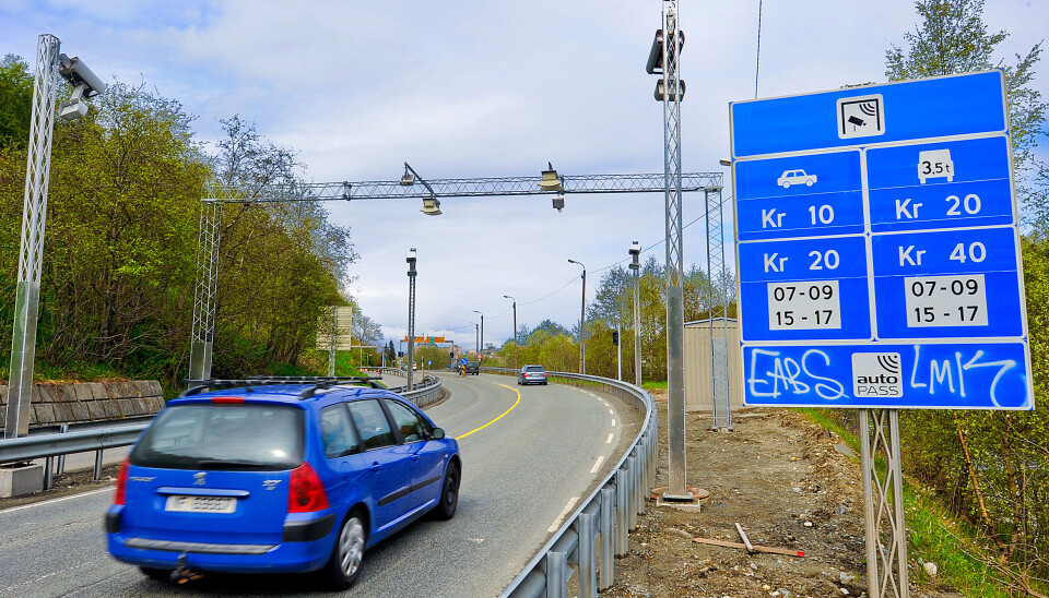 Forlenger innkrevingen av bompenger med fem år