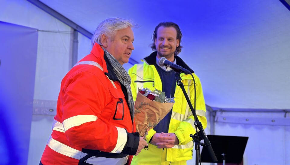 De to motorveiprosjektene på rv 4 Hadeland er gode eksempler på ny og gammel tid for hvordan Statens vegvesen velger entreprenør. Mens etappe 1, Gran-Jaren, var nær ved å ende i retten, etter veiåpningen i 2017, var stemningen flere hakk bedre da motorveidelen av etappe 2 ble åpnet i november 2023. Prosjektleder Wolfgang Mysliwietz i Hæhre Entreprenører fikk blomster og gode ord av utbyggingsdirektør Kjell Inge Davik i Statens vegvesen under åpningen av rv. 4 Roa-Gran i november. Veien ble bygget til avtalt pris og åpnet før tiden.
