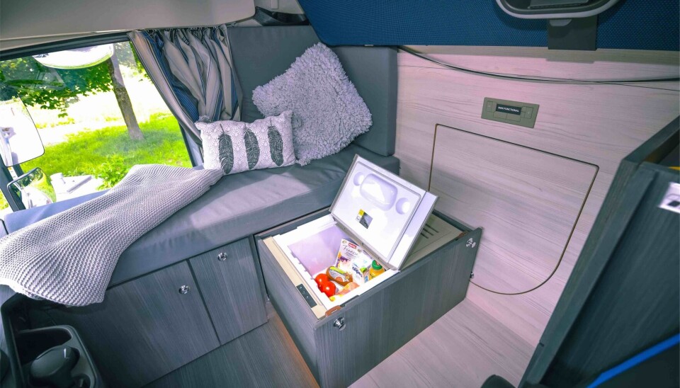 KJØLESKUFF: Det er kjøleskap en av skuffene.