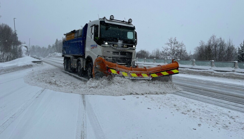 VESTFOLD 31. DESEMBER 2023: Veieierene er klare for mye snø i Agder og Vestfold og Telemark. Det skal bli litt mindre nedbør i Oslo og Viken, men også her forventes det snøkaos på veiene.