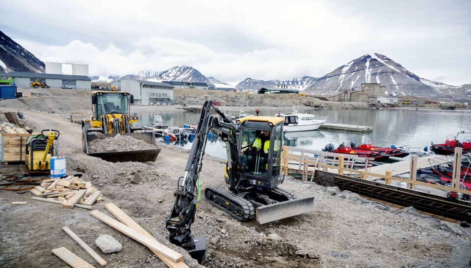 REVIDERT: Byggeforskriftene for Longyearbyen er under revisjon.