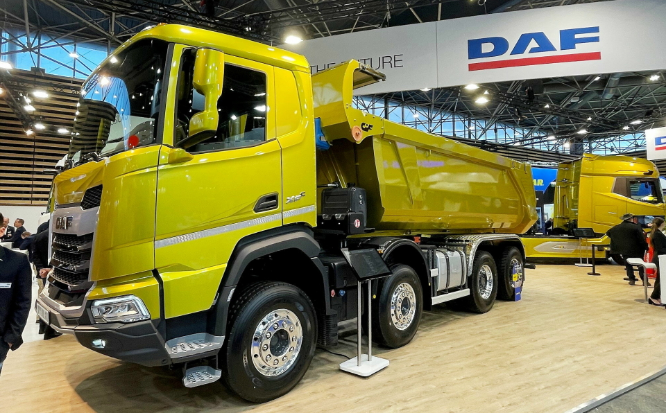 FLERE VALG: DAF introduserte et utvalg av multi-akslede XD og XF lastebiler i 2023, inkludert en serie av anleggskjøretøyer.