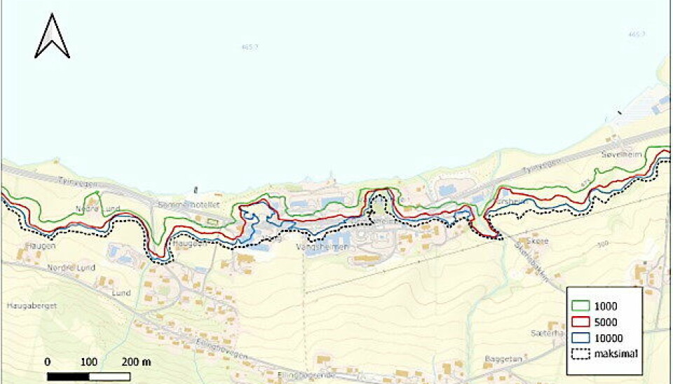 FLOMKART: Kartet viser deler av resultatene fra flodbølgemodelleringen utført av NGI. De ulike strekene viser hvor langt inn på land bølgen vil kunne nå ved kommunesenteret i Vang.