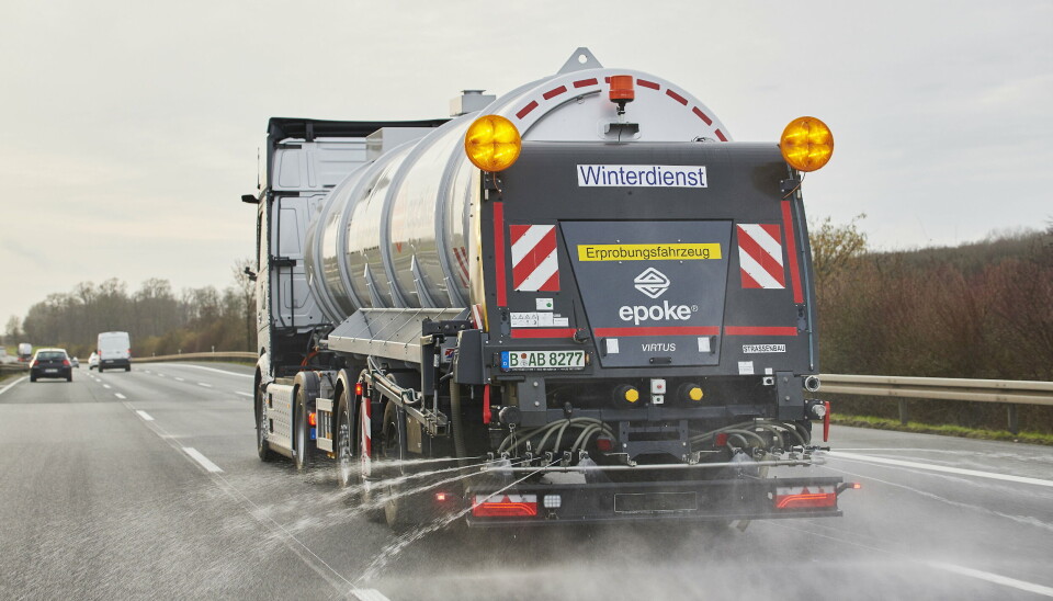 LAKE: Preventivt bruk av saltlake for vintervedlikehold på Autobahn.