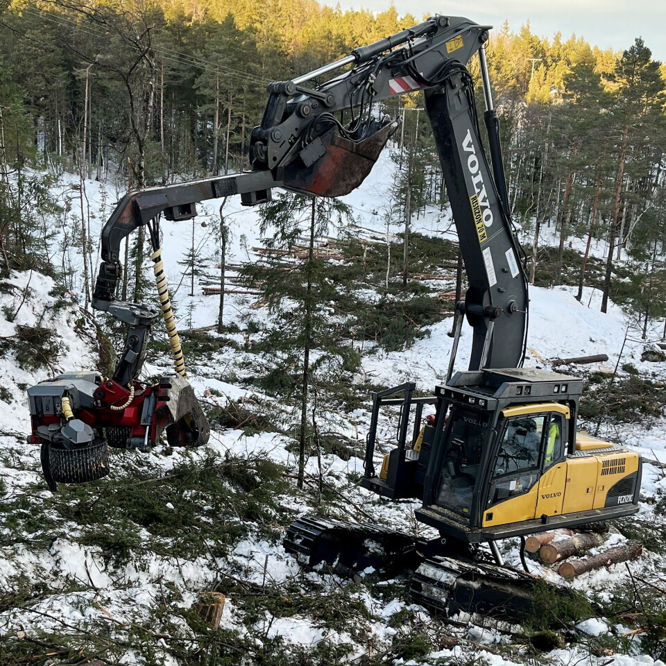 KOMFORT: Arbeidsforholdene blir helt andre når overvognen står stabilt og rett. Det reduserer energiforbruket også.